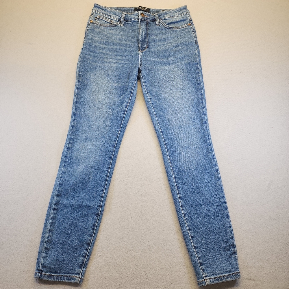 Judy Blue 11/30 Skinny Jeans High Rise Medium Wash Stretch Denim ECU Slim Fit